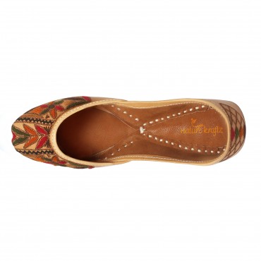 Wooden Adorn